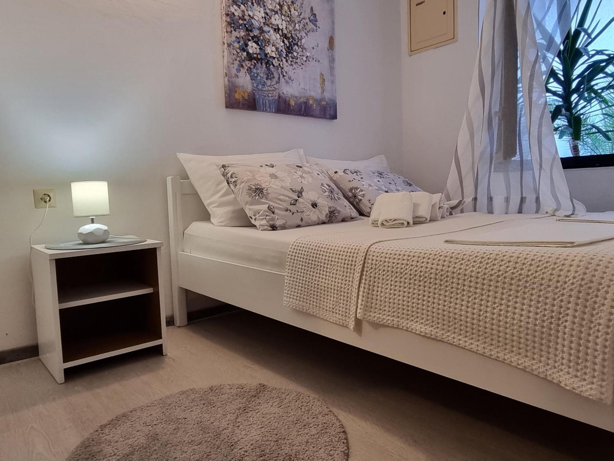 Apartments Vuleta Đảo Pag Ngoại thất bức ảnh