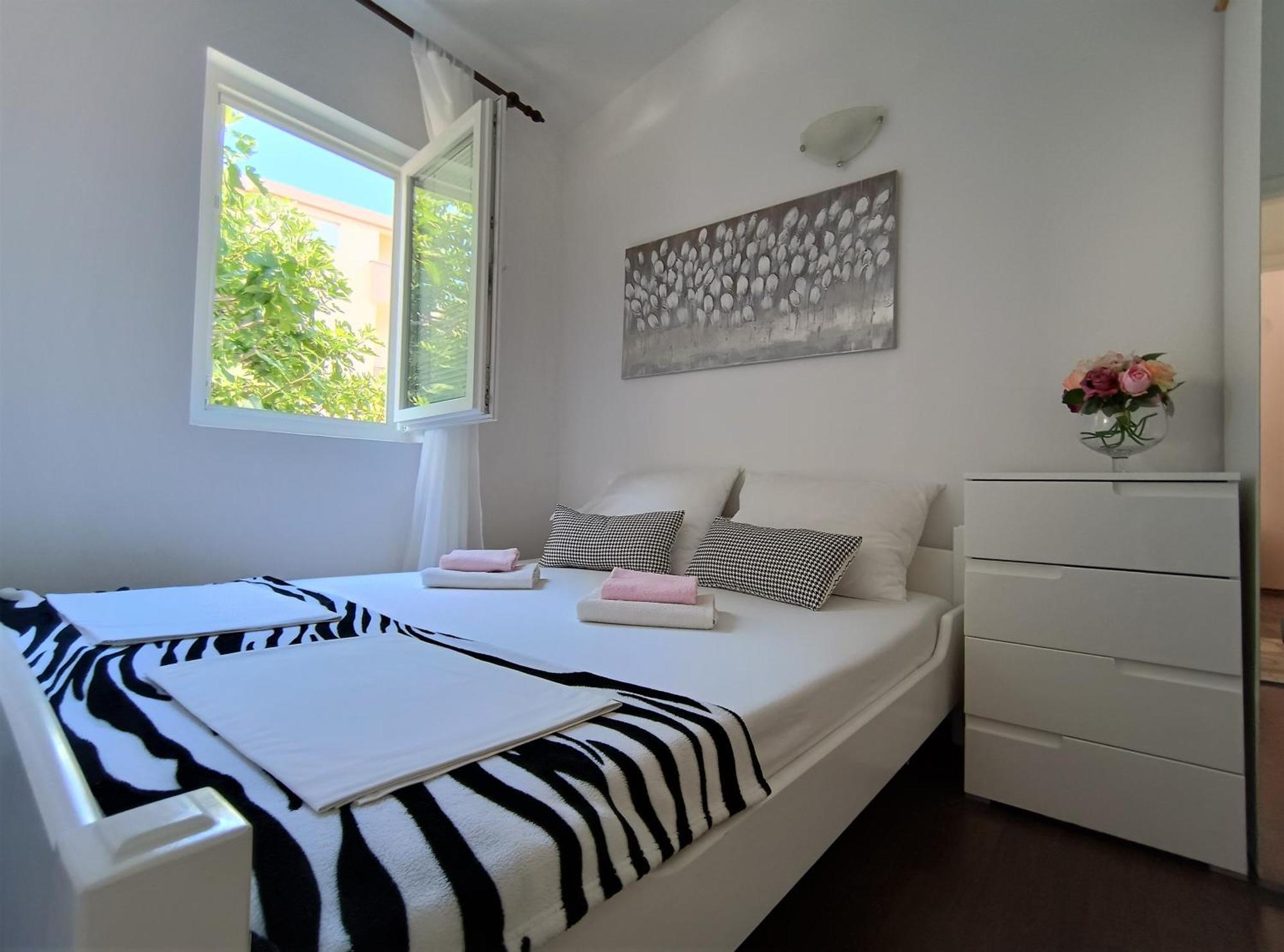 Apartments Vuleta Đảo Pag Ngoại thất bức ảnh
