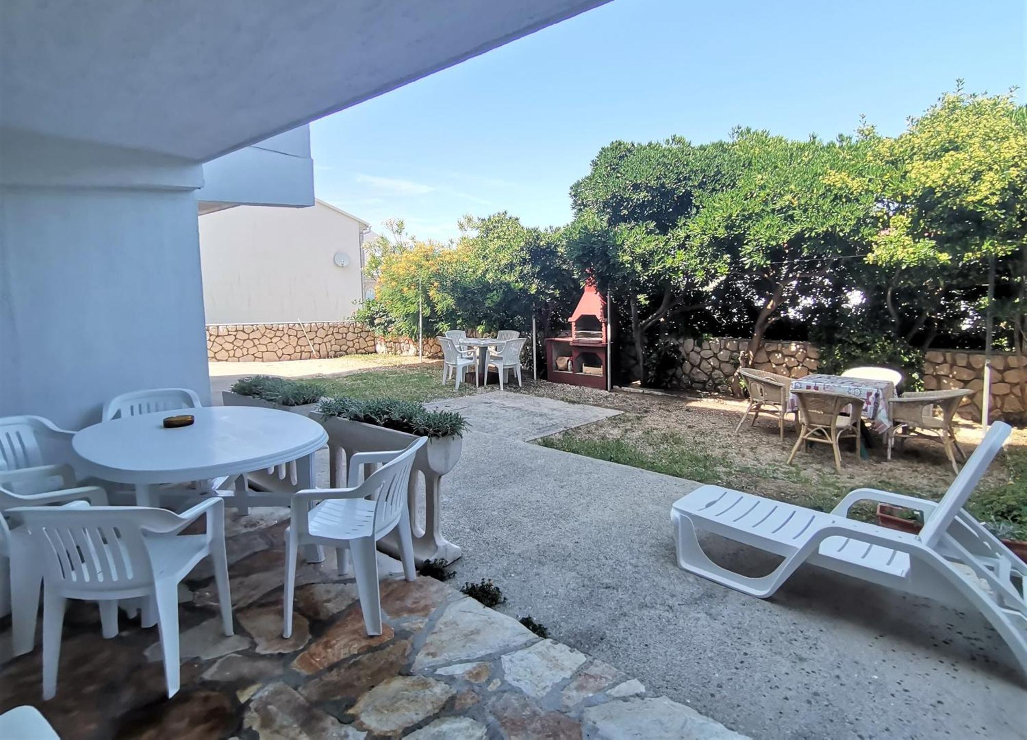 Apartments Vuleta Đảo Pag Ngoại thất bức ảnh